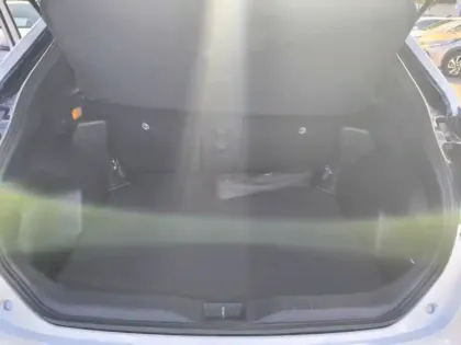 Photo 9 Toyota Yaris Hybride 1.5 HYBRID 116H GR SPORT AUTO 116 ch