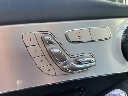 Photo 17 Mercedes Classe GLC 300de 4MATIC SUV AMG Line