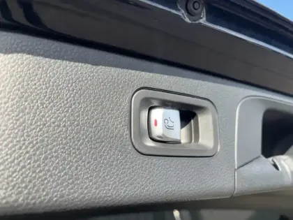 Photo 21 Mercedes Classe GLC 300de 4MATIC SUV AMG Line