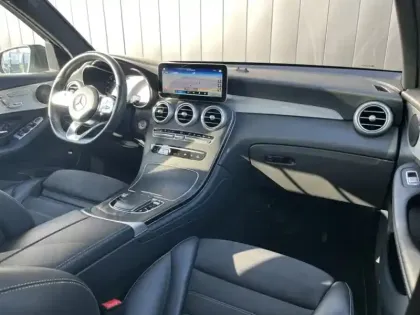 Photo 8 Mercedes Classe GLC 300de 4MATIC SUV AMG Line