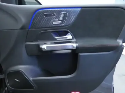 Photo 18 Mercedes Classe B 250+ AMG Line