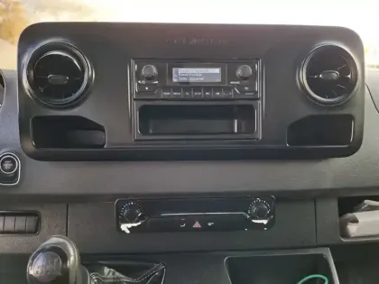 Photo 8 Mercedes Sprinter 514 Châssis cab 37 3,5t Propul.