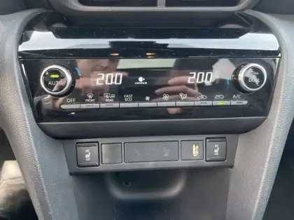 Photo 17 Toyota Yaris Hybride 1.5 HYBRID 116H TRAIL AUTO