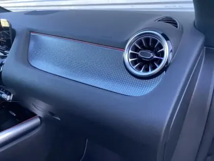 Photo 12 Mercedes GLA 250 e Progressive Line