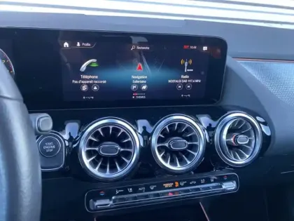 Photo 18 Mercedes GLA 250 e Progressive Line