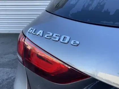 Photo 23 Mercedes GLA 250 e Progressive Line