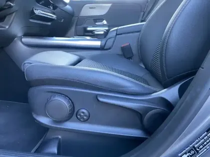 Photo 7 Mercedes GLA 250 e Progressive Line