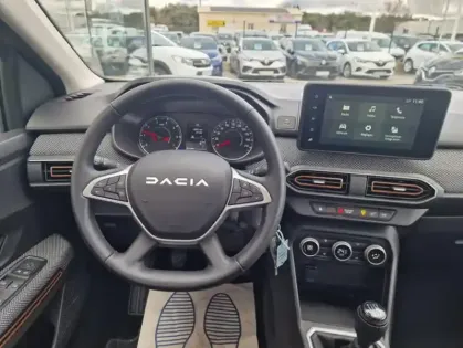 Photo 26 Dacia Sandero Stepway III Expression TCe 90