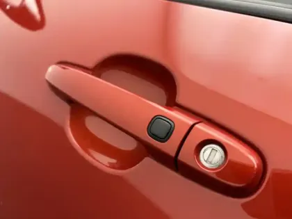 Photo 20 Toyota Aygo 1.0 VVT-i 72 Design pack zen