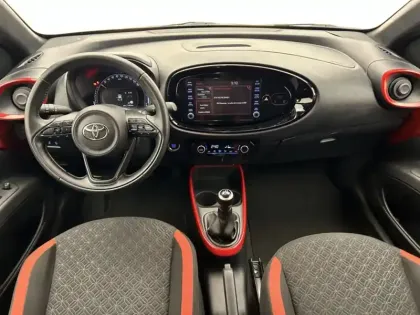 Photo 10 Toyota Aygo 1.0 VVT-i 72 Design pack zen