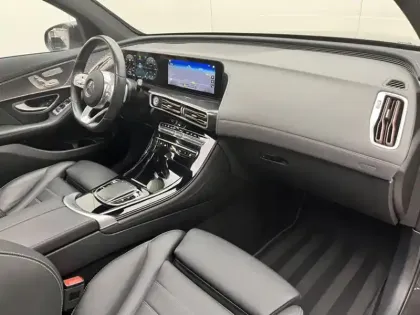 Photo 19 Mercedes EQC 400 4MATIC AMG line