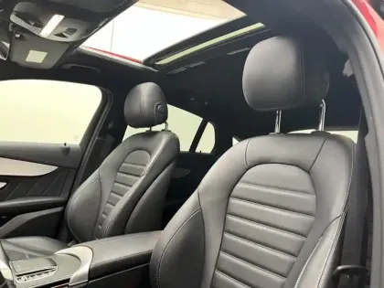 Photo 14 Mercedes Classe GLC 220 d 4MATIC AMG Line