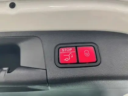 Photo 14 Mercedes GLA 200 Progressive Line