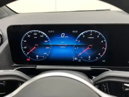 Photo 17 Mercedes GLA 200 Progressive Line