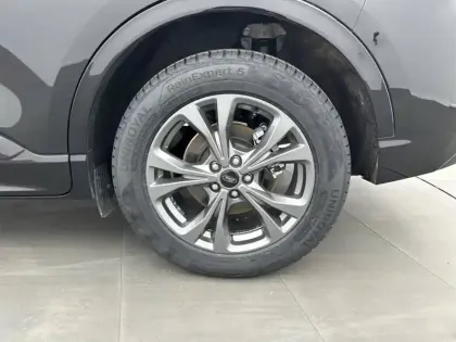 Photo 12 Ford Kuga  2.5 Duratec 190 ch FlexiFuel FHEV E85 Powershift