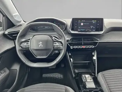 Photo 7 Peugeot 208  Electrique 50 kWh 136ch