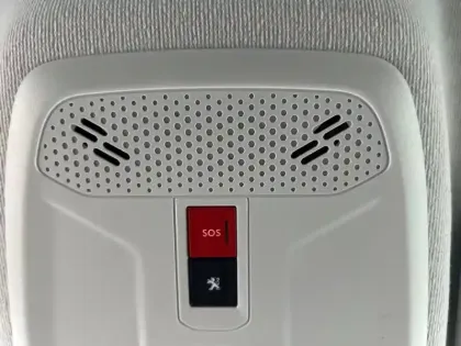 Photo 26 Peugeot 208  Electrique 50 kWh 136ch