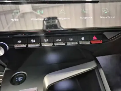 Photo 17 Peugeot 308  SW Hybrid 145 e-DCS6