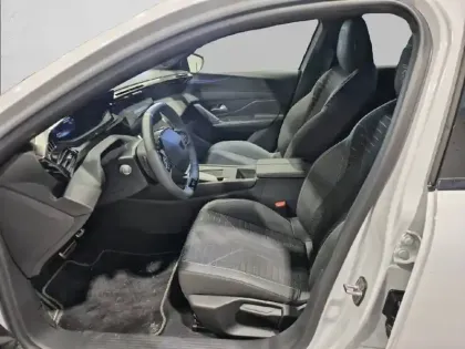 Photo 10 Peugeot 308  SW Hybrid 145 e-DCS6