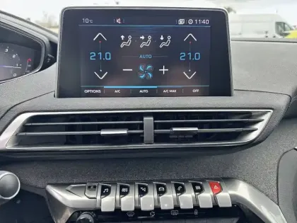 Photo 14 Peugeot 3008  1.6 THP 165ch S&S EAT6