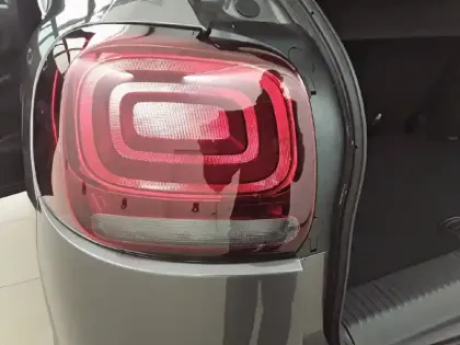 Photo 8 Citroën C3 Aircross  PureTech 110 S&S BVM6