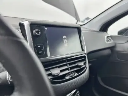 Photo 22 Peugeot 2008  PureTech 110ch S&S BVM6