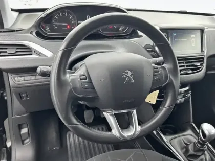 Photo 8 Peugeot 2008  PureTech 110ch S&S BVM6