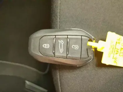 Photo 24 Opel Mokka  Electrique 136 ch & Batterie 50 kWh