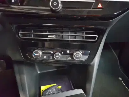 Photo 19 Opel Mokka  Electrique 136 ch & Batterie 50 kWh