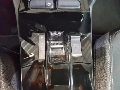 Photo 11 Opel Mokka  Electrique 136 ch & Batterie 50 kWh