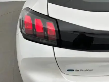 Photo 16 Peugeot 208 Gén. II Ph1 NG Active Pack 5