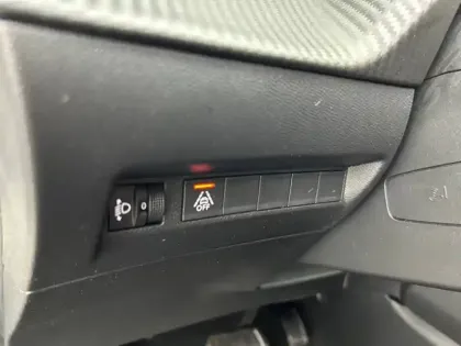 Photo 28 Peugeot 208 Gén. II Ph1 NG Active Pack 5