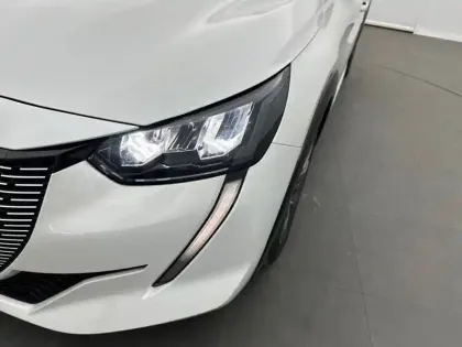 Photo 15 Peugeot 208 Gén. II Ph1 NG Active Pack 5