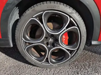 Photo 8 Alfa Romeo Tonale  1.5 Hybrid 160 ch VGT TCT7