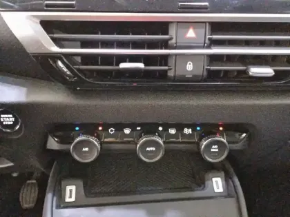 Photo 54 Citroën C4 Gén. III Ph1 Shine 5