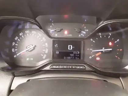 Photo 9 Citroën C3 Aircross  PureTech 110 S&S BVM6