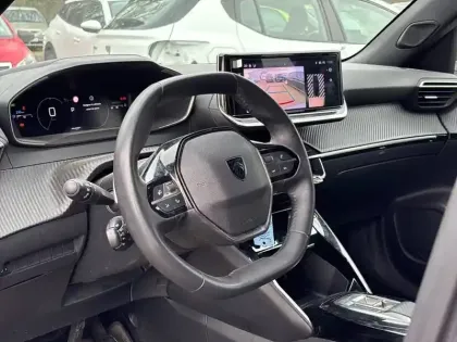 Photo 8 Peugeot 2008  BlueHDi 130 S&S EAT8