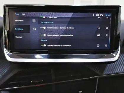 Photo 42 Peugeot 2008  BlueHDi 130 S&S EAT8