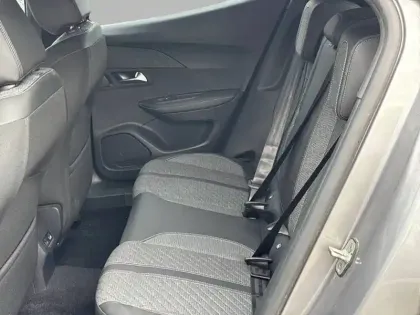 Photo 11 Peugeot 2008  BlueHDi 130 S&S EAT8