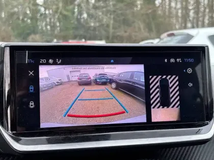 Photo 17 Peugeot 2008  BlueHDi 130 S&S EAT8