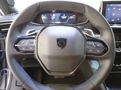 Photo 28 Peugeot 2008  BlueHDi 130 S&S EAT8