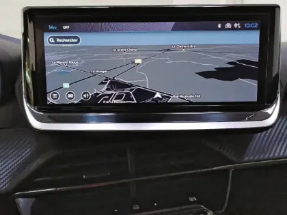 Photo 38 Peugeot 2008  BlueHDi 130 S&S EAT8