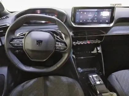 Photo 27 Peugeot 2008  BlueHDi 130 S&S EAT8