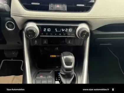 Photo 16 Toyota Rav4  Hybride 218 ch 2WD