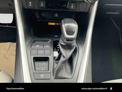 Photo 17 Toyota Rav4  Hybride 218 ch 2WD