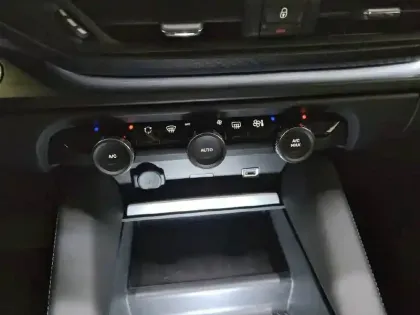 Photo 13 Citroën C5 Gén. I Ph1 Shine 5