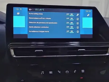 Photo 21 Citroën C5 aircross  Hybride Rechargeable 225 e-EAT8