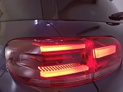 Photo 16 Citroën C5 aircross  Hybride Rechargeable 225 e-EAT8