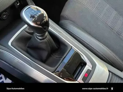 Photo 21 Peugeot 308  PureTech 130ch S&S BVM6