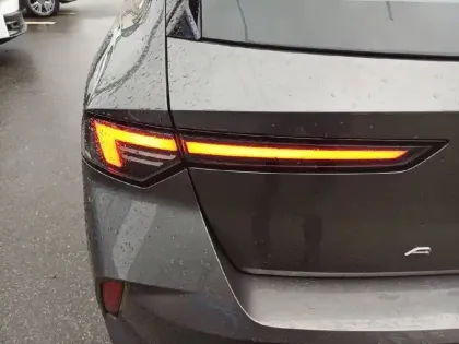 Photo 16 Opel Astra  1.2 Turbo 130 ch BVA8